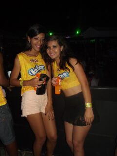 Oktober 10 Anos